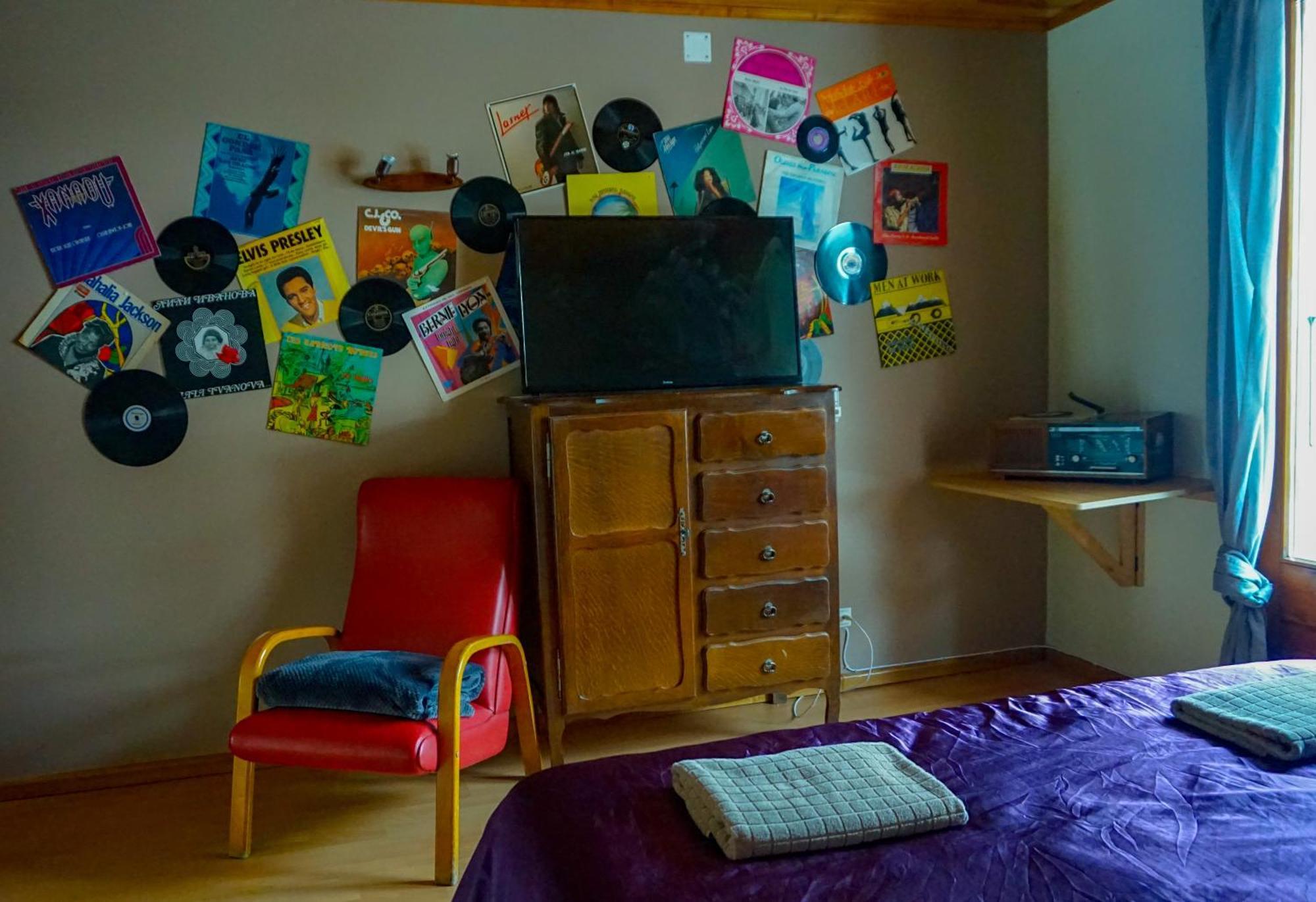 Le Retro Bed and Breakfast Abondance Exteriör bild