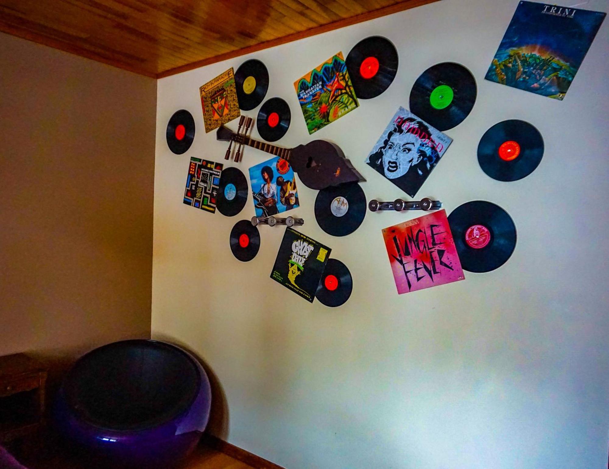 Le Retro Bed and Breakfast Abondance Exteriör bild