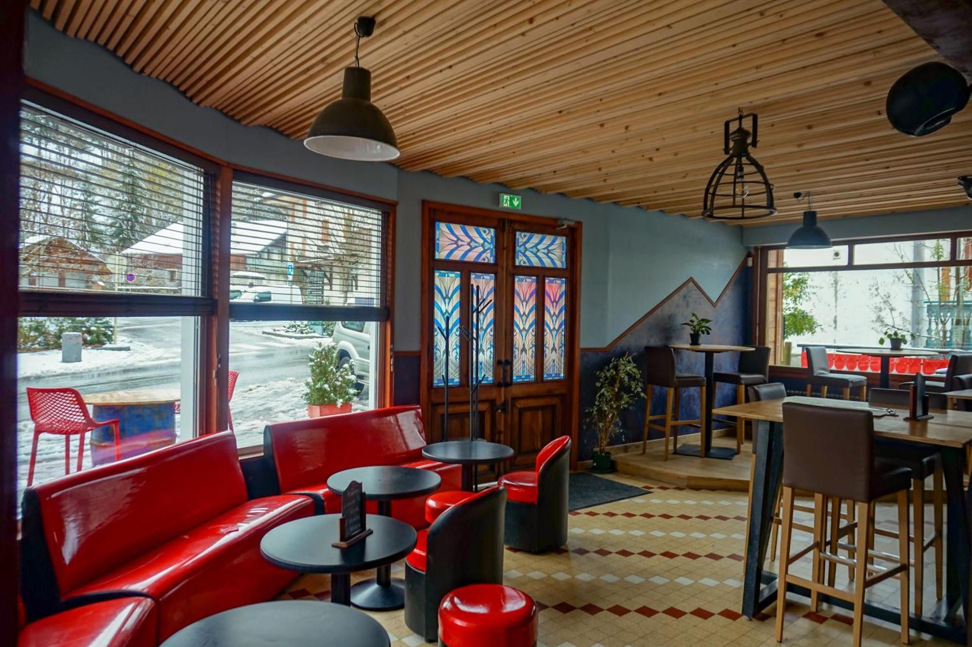 Le Retro Bed and Breakfast Abondance Exteriör bild